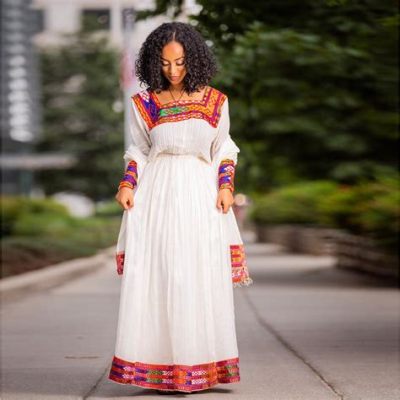  Naked: A Journey Through Ethiopian Fashion - Ein opulentes Kaleidoskop ethiopischer Designs und kultureller Narrativen